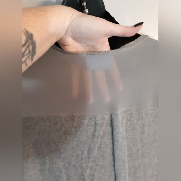 Vera Wang Gray button-up cardigan - Picture 4 of 6